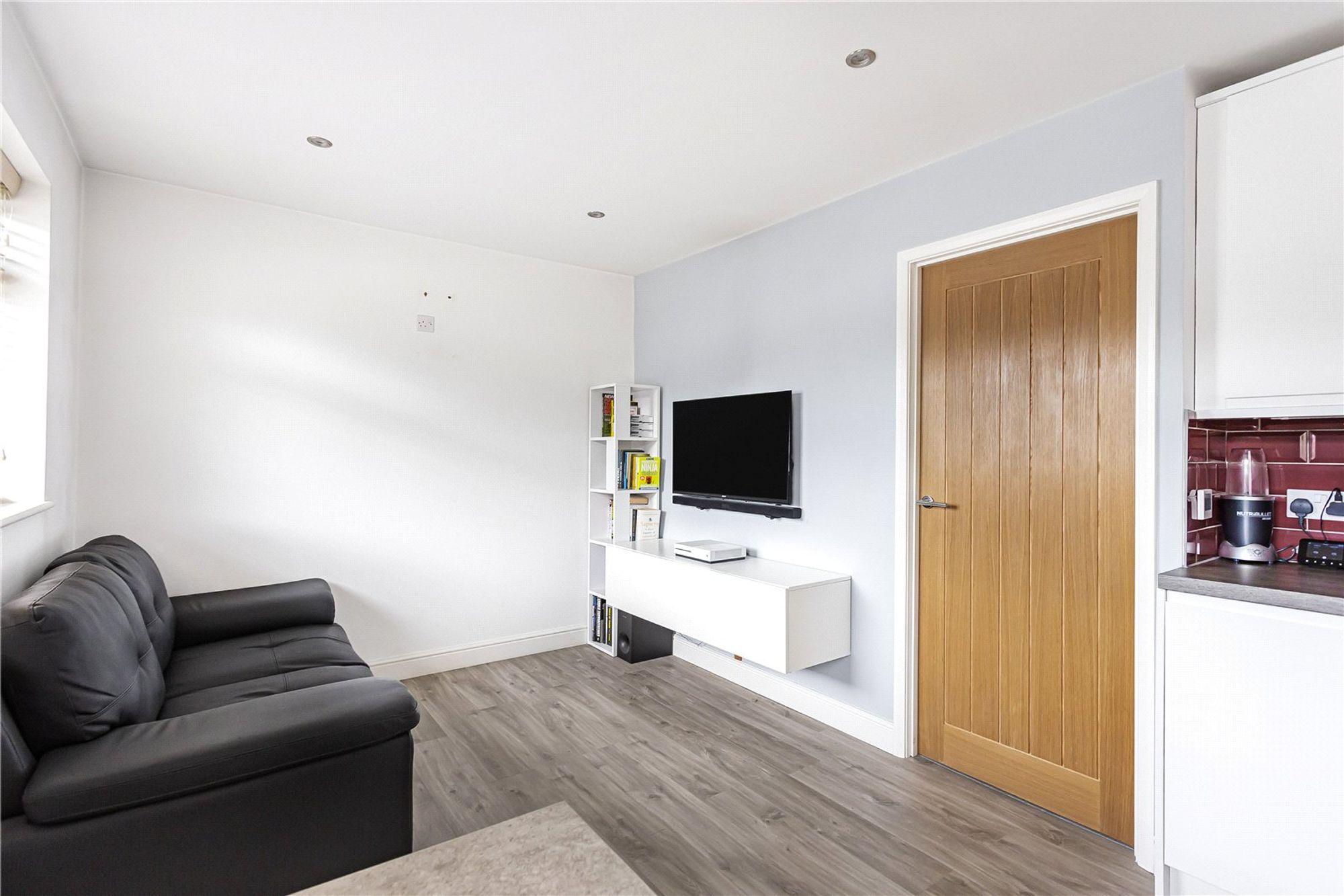 Flat The Glen in Borough of Runnymede