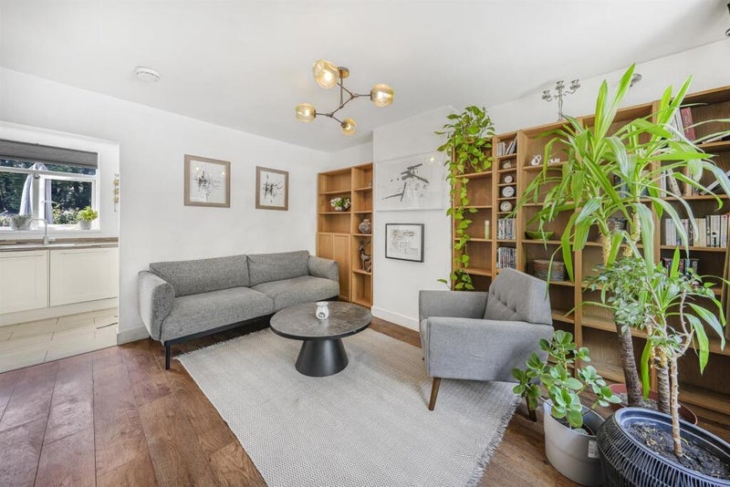 Room Friday Hill West in Greater London