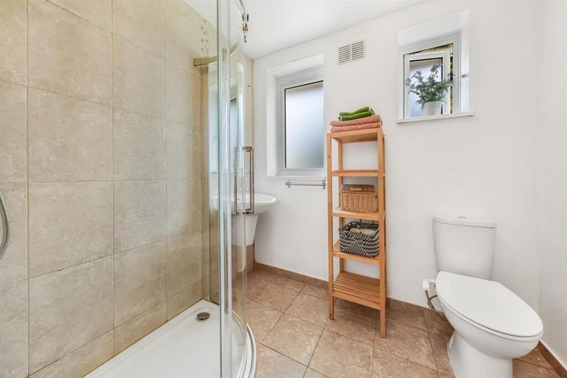 Room Friday Hill West in Greater London