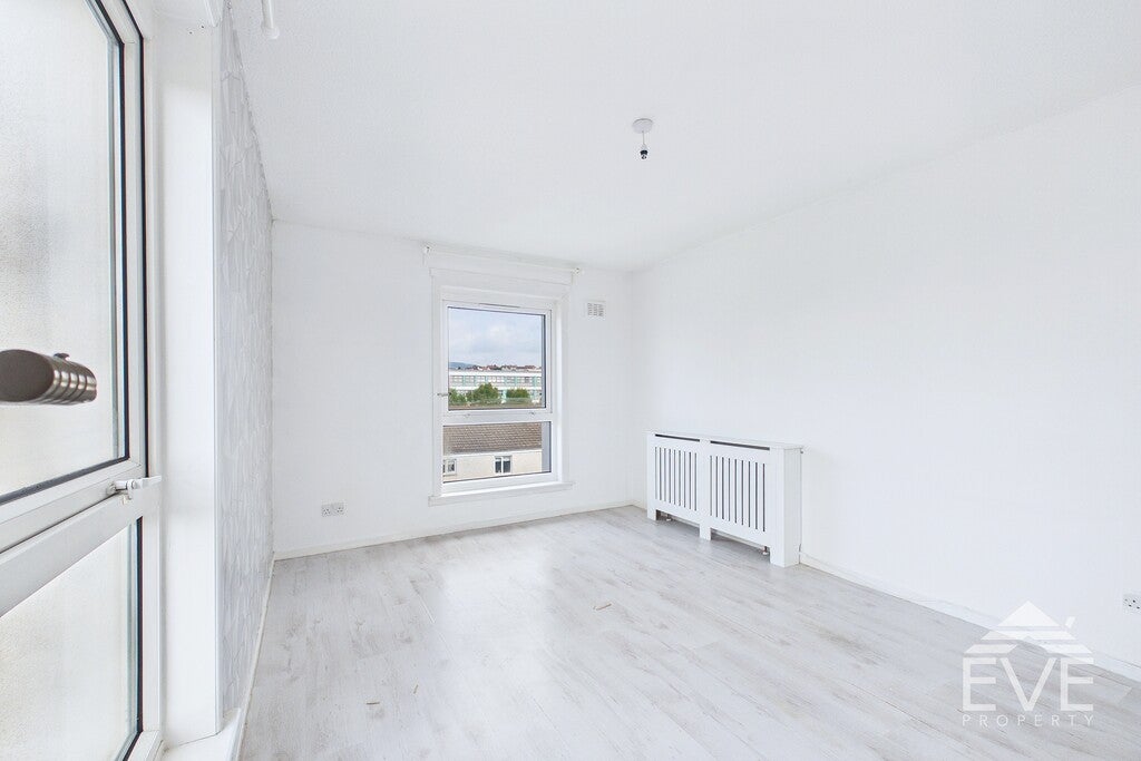 Flat Green Street in Clydebank