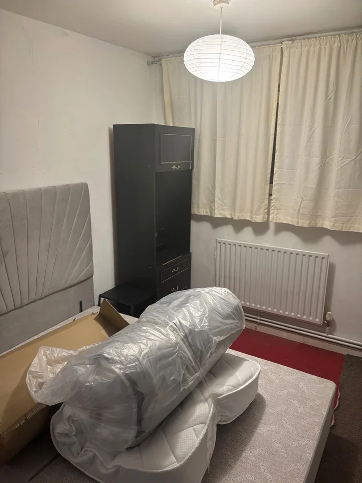 Room Jeffrey's Road in Greater London