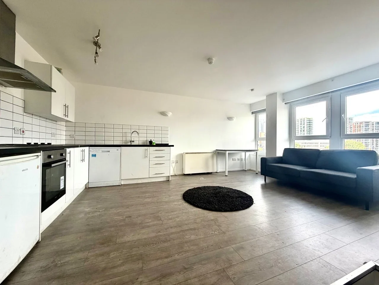 Flat Calderwood Street in Greater London