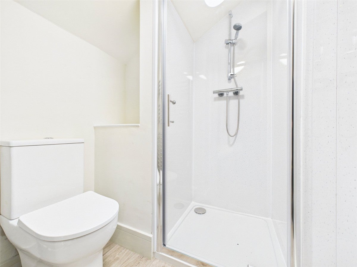 Room Lower Regent Street in Nottingham