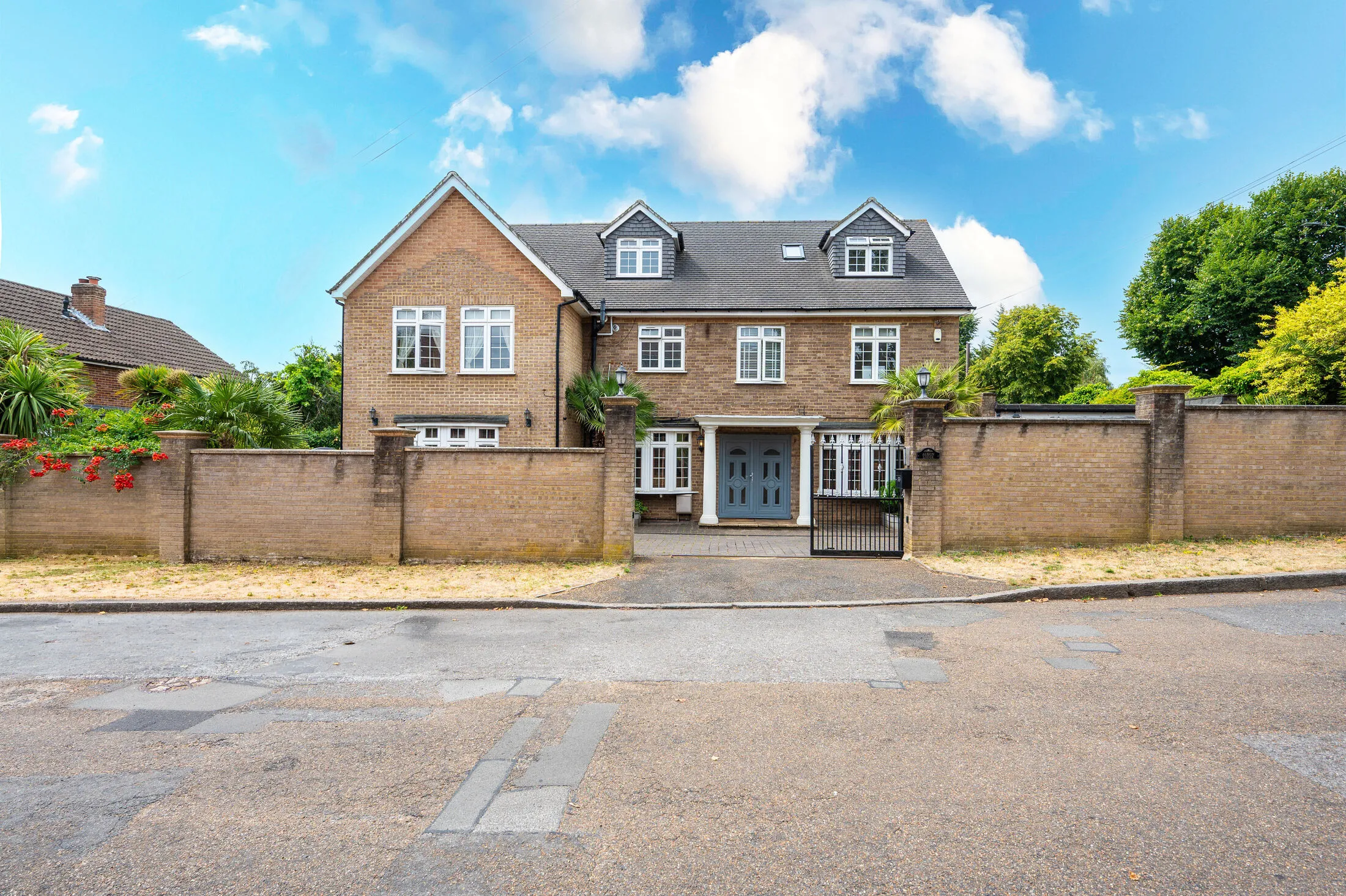 House Coombe Lane West in Greater London