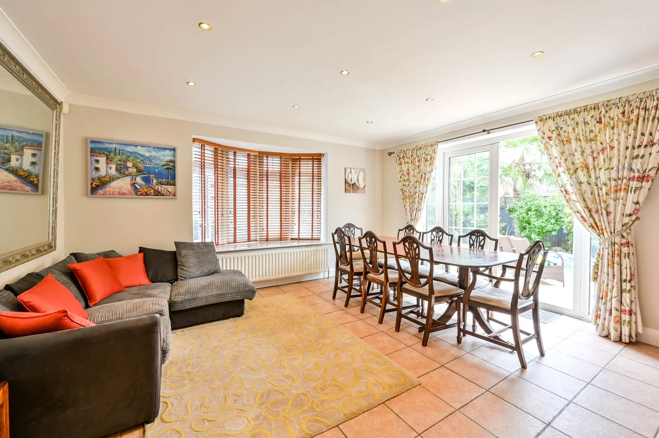 House Coombe Lane West in Greater London