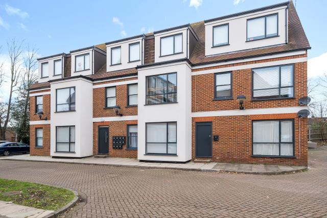 Flat Chalvey Park in Slough