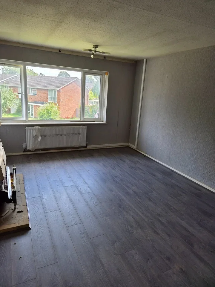 Flat Walsgrave Drive in Metropolitan Borough of Solihull