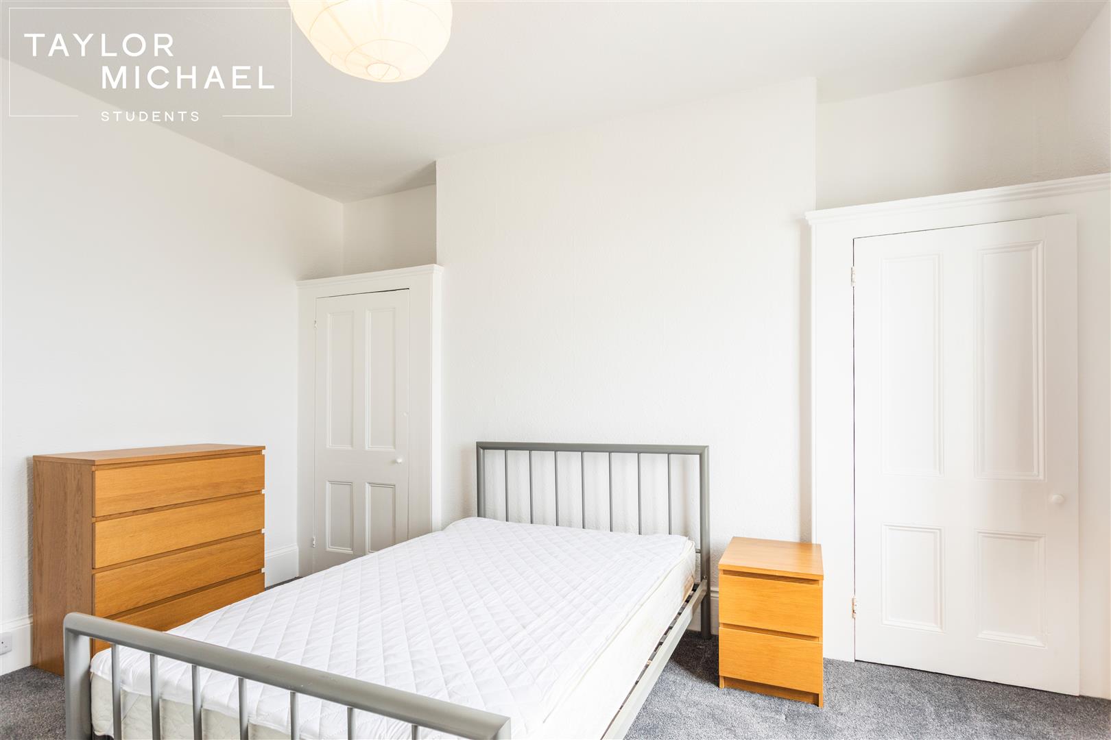 Room Powis Grove in Brighton