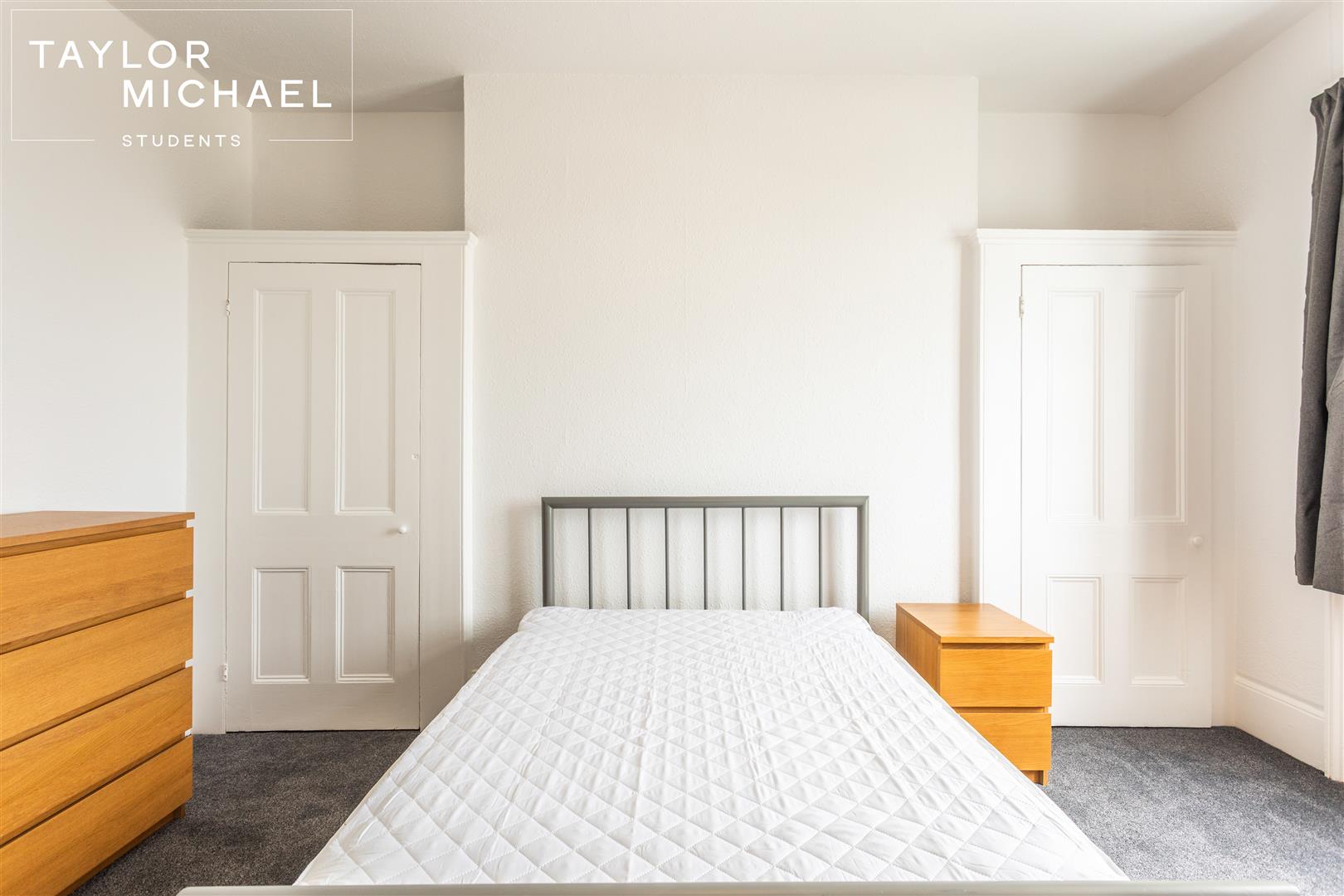 Room Powis Grove in Brighton