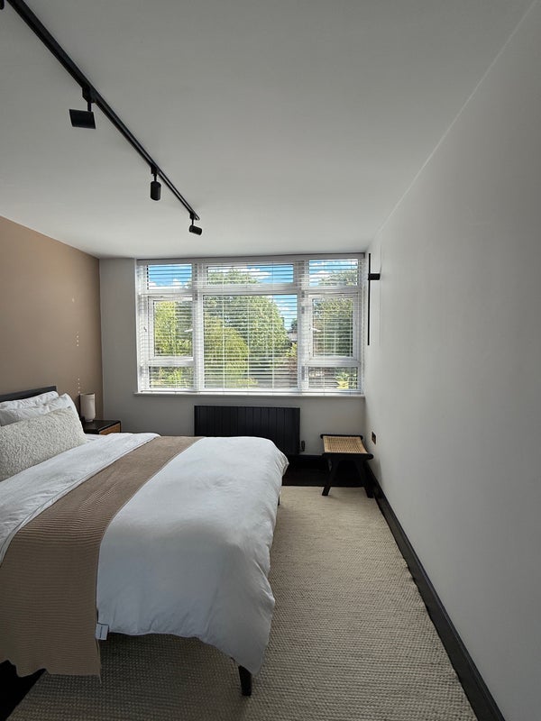 Flat Lorrimore Road in Greater London