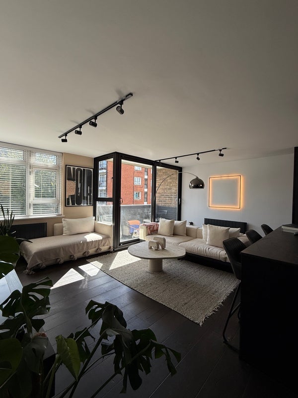 Flat Lorrimore Road in Greater London