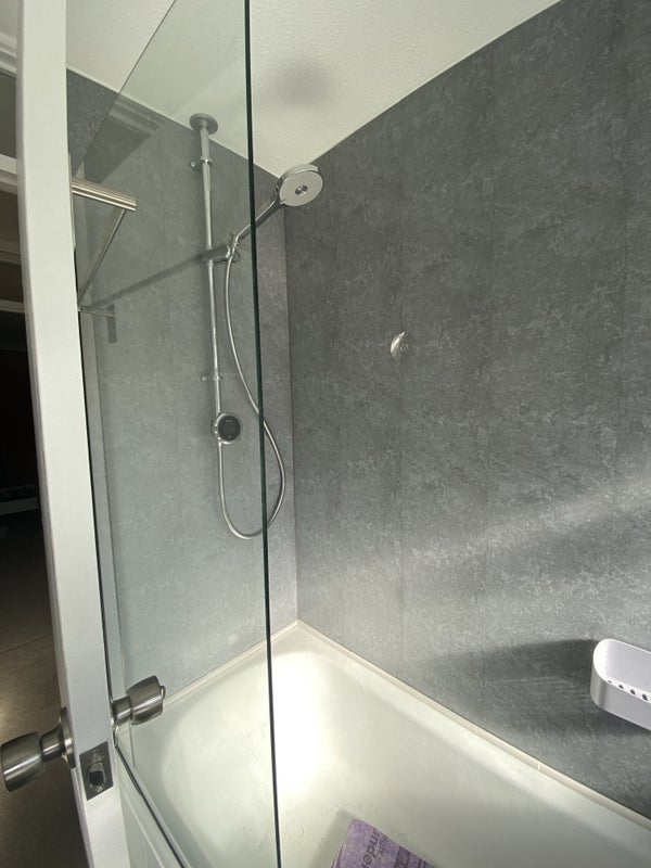 Room Sherwood Walk in Crawley
