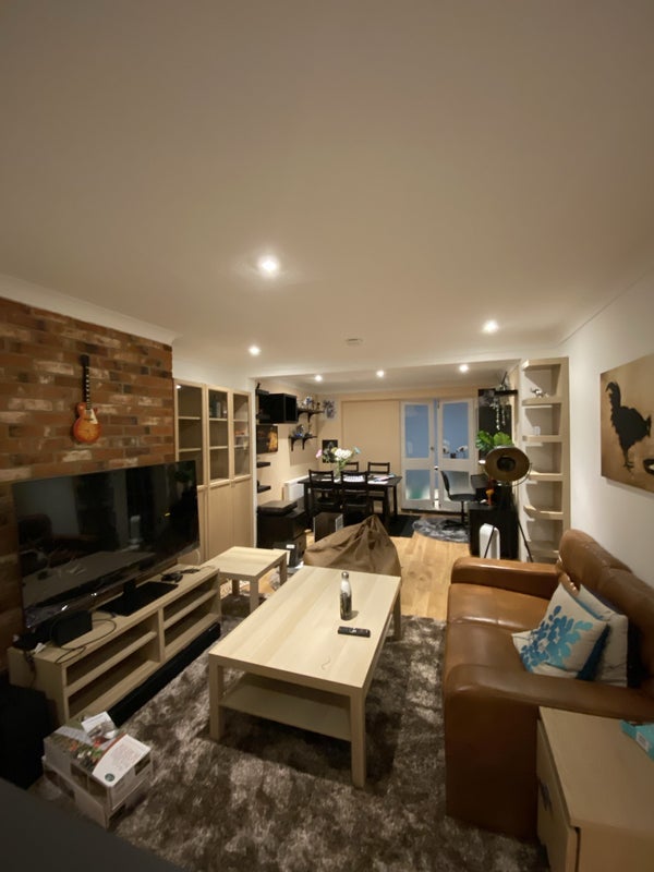 Room Sherwood Walk in Crawley