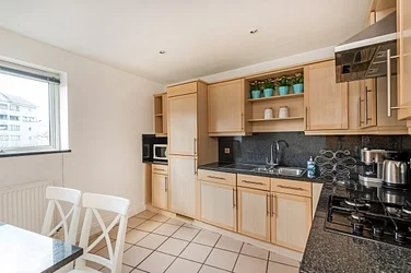 Flat Palgrave Gardens in City of Westminster