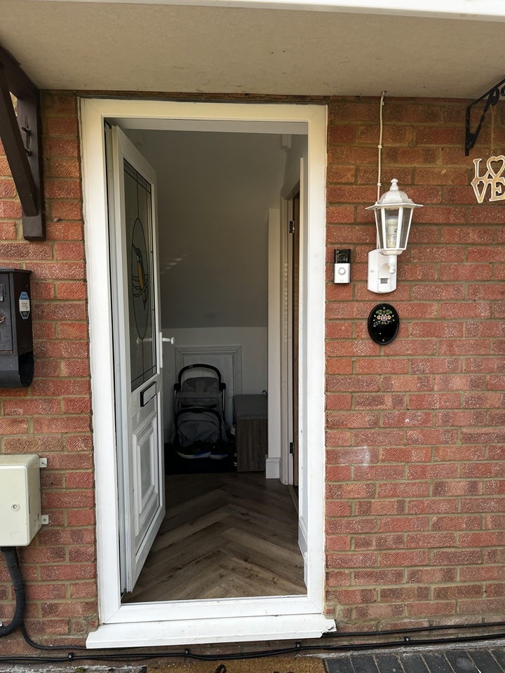 House Rosebay Close in Milton Keynes