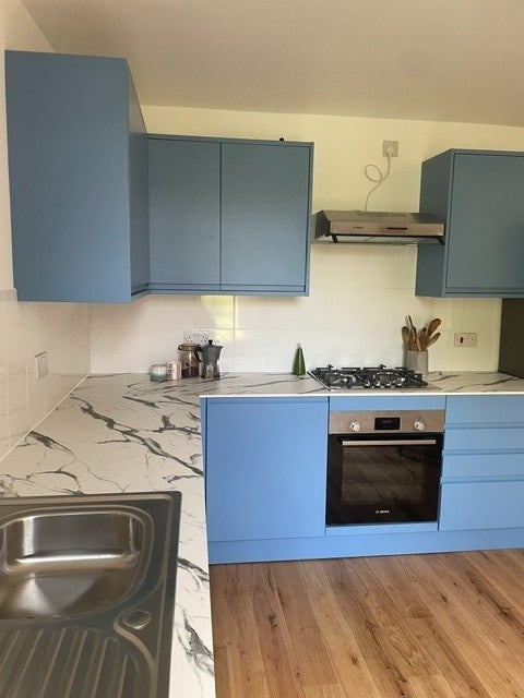 Flat Rattray Road in Greater London