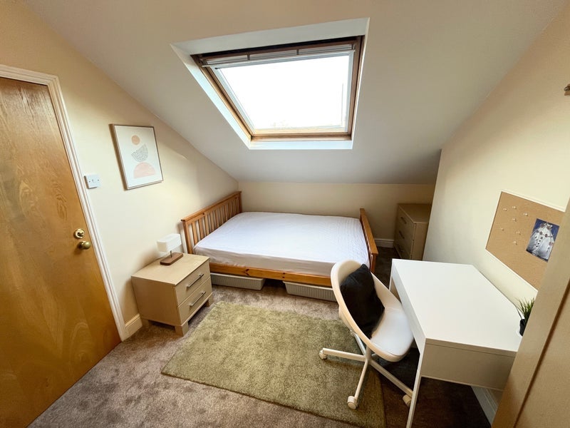 Room Saint Stephens Road in Nottingham
