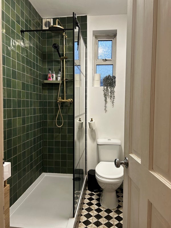 Room Voss Street in Greater London