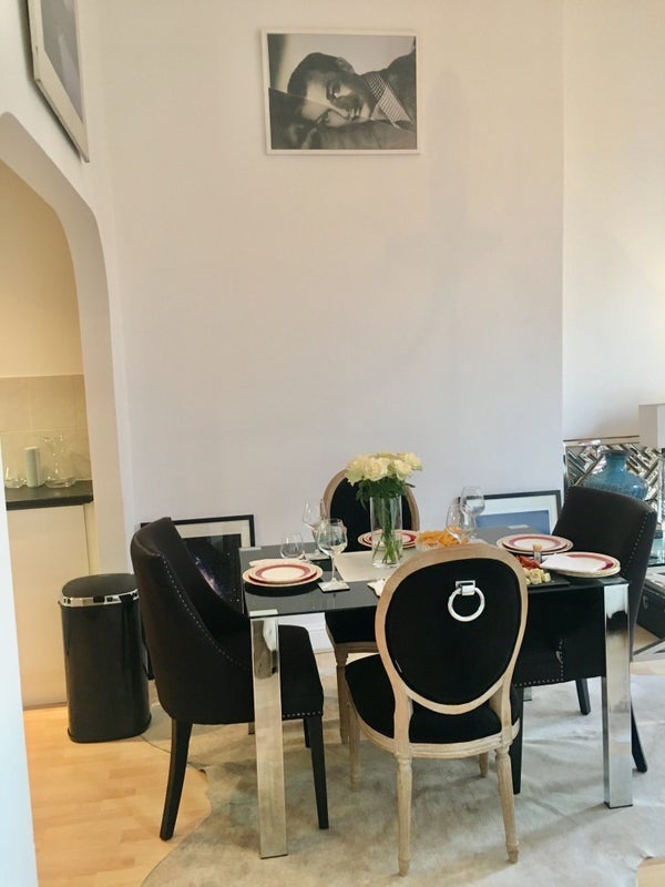 Room Castletown Road in Greater London