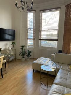 Room Castletown Road in Greater London