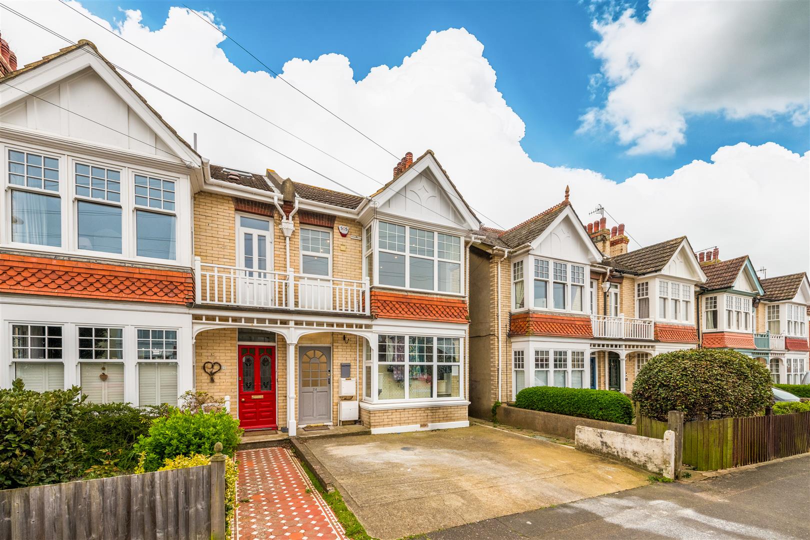 Flat Southview Road in Adur