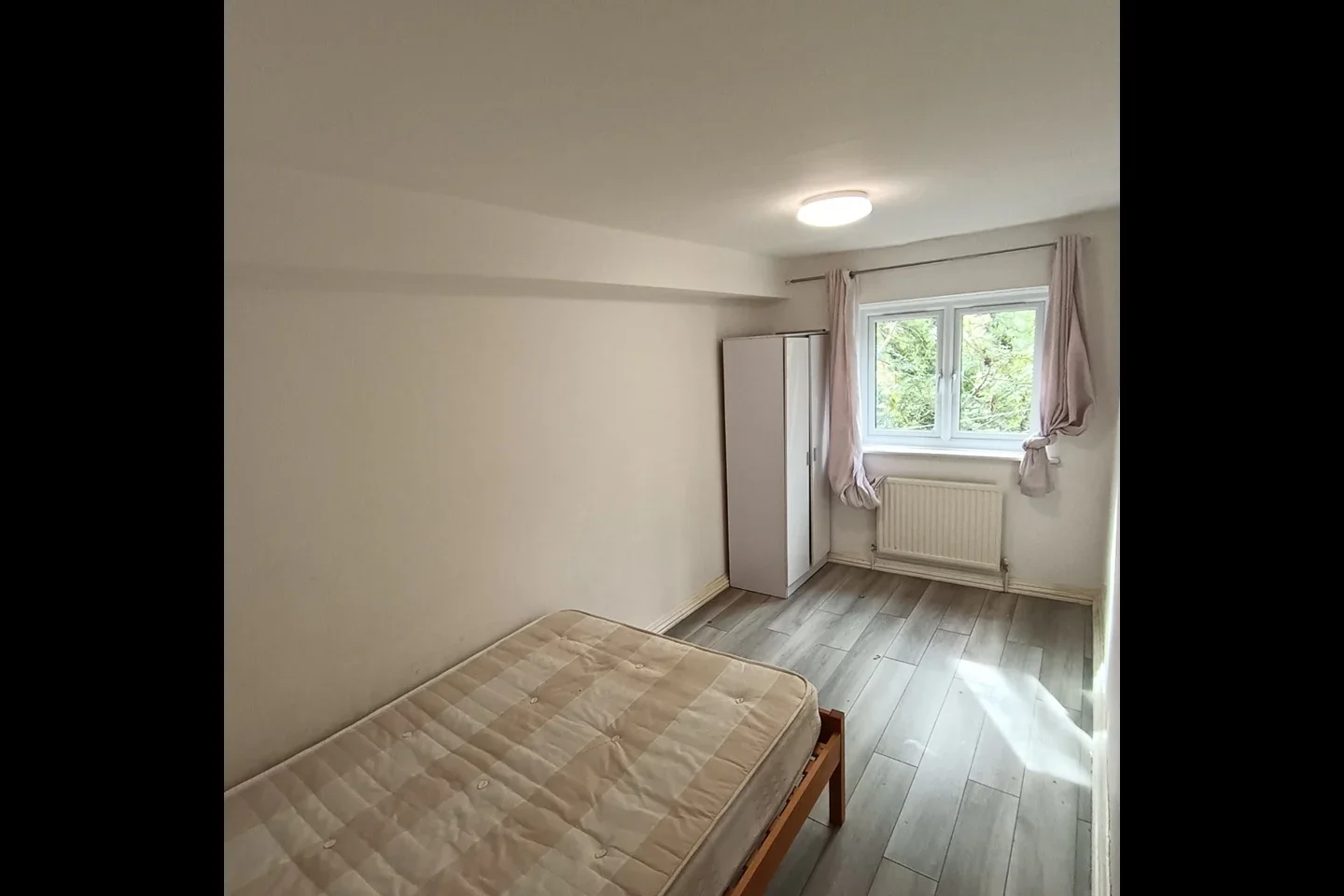 Flat Anerley Road in Greater London