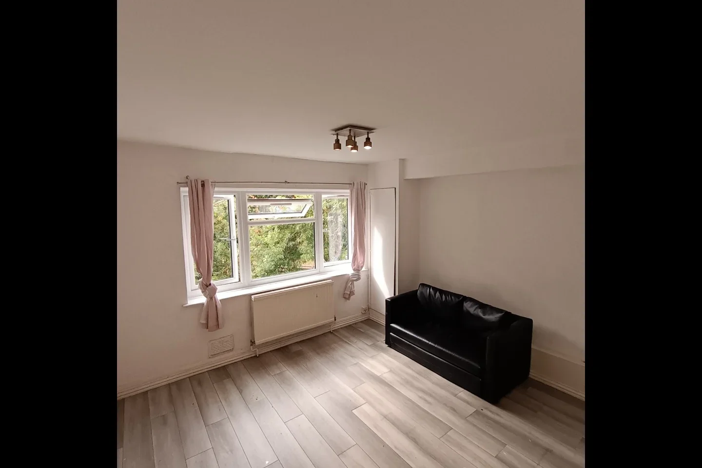 Flat Anerley Road in Greater London