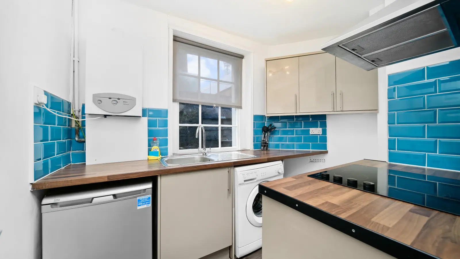 Flat Chitty Street in Greater London