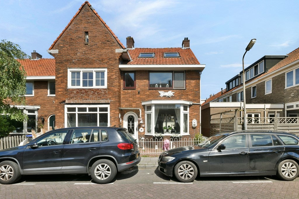 Huis Lijsterbesstraat 2 in Zaandam