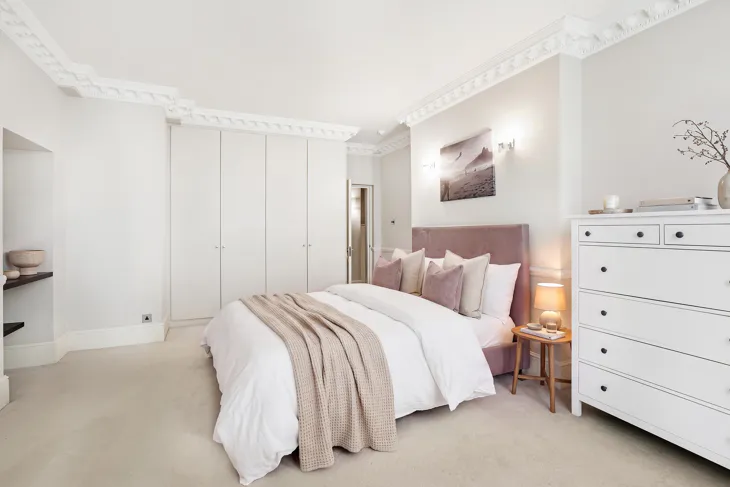 Flat Prince Consort Road in City of Westminster