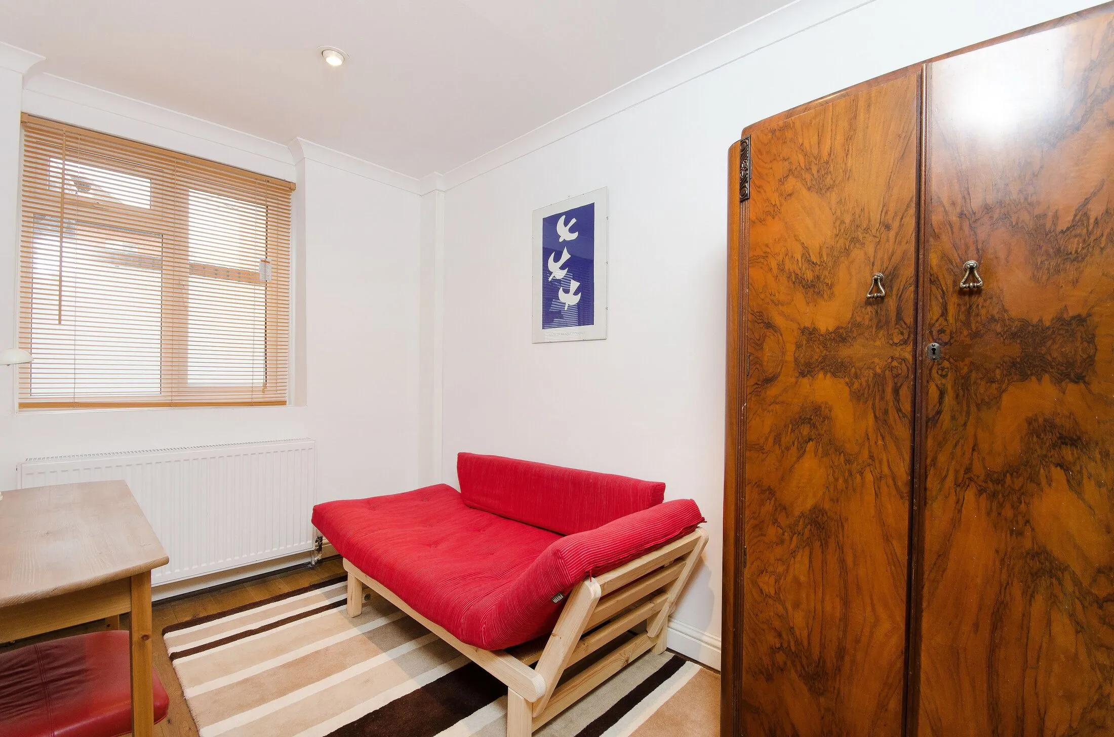 Flat Chatsworth Road in Greater London