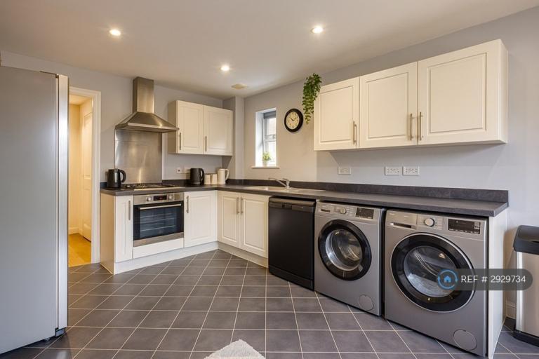 House Carolina Close in North Petherton