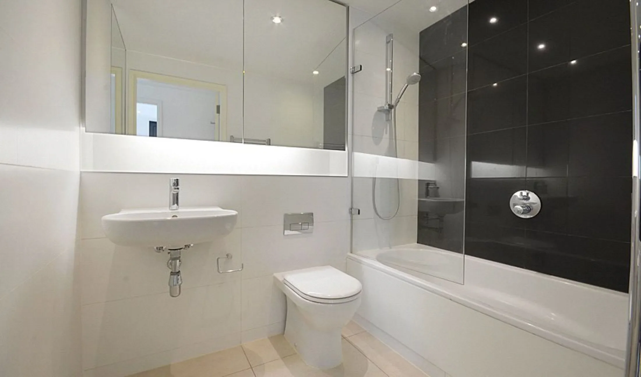 Flat Wollaston Close in Greater London
