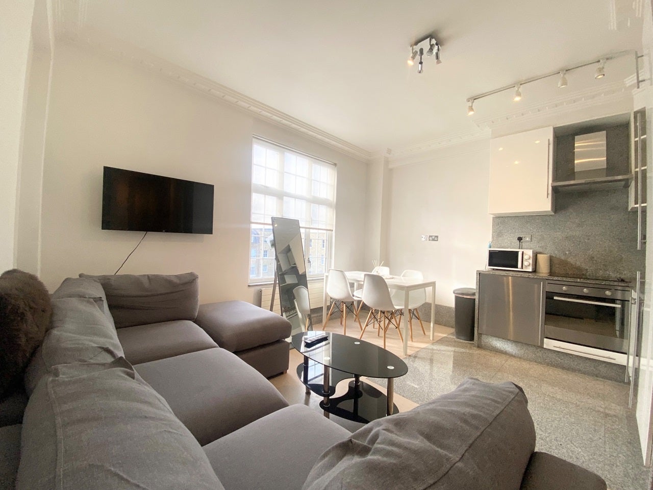 Flat Hallam Street in City of Westminster