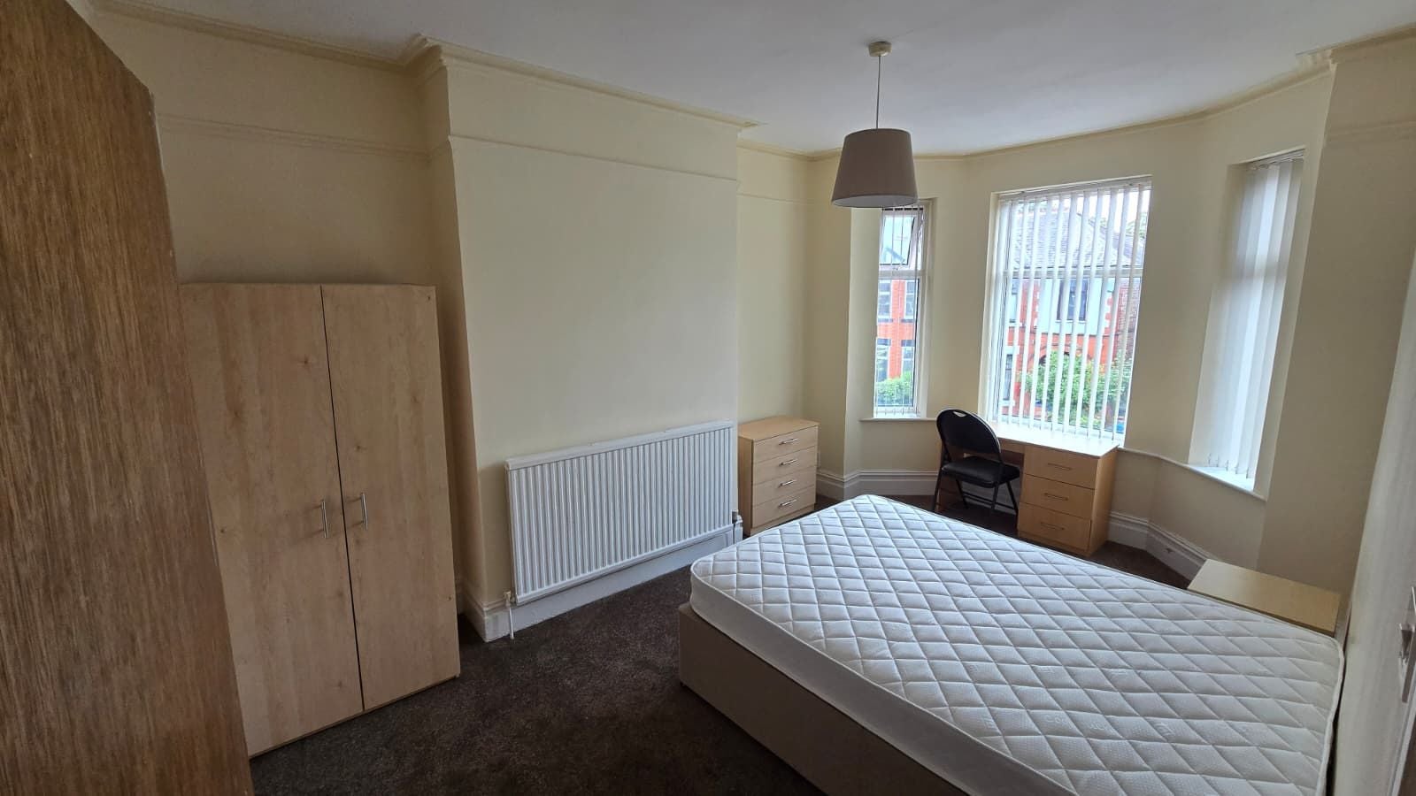 Room Scarsdale Road in Manchester
