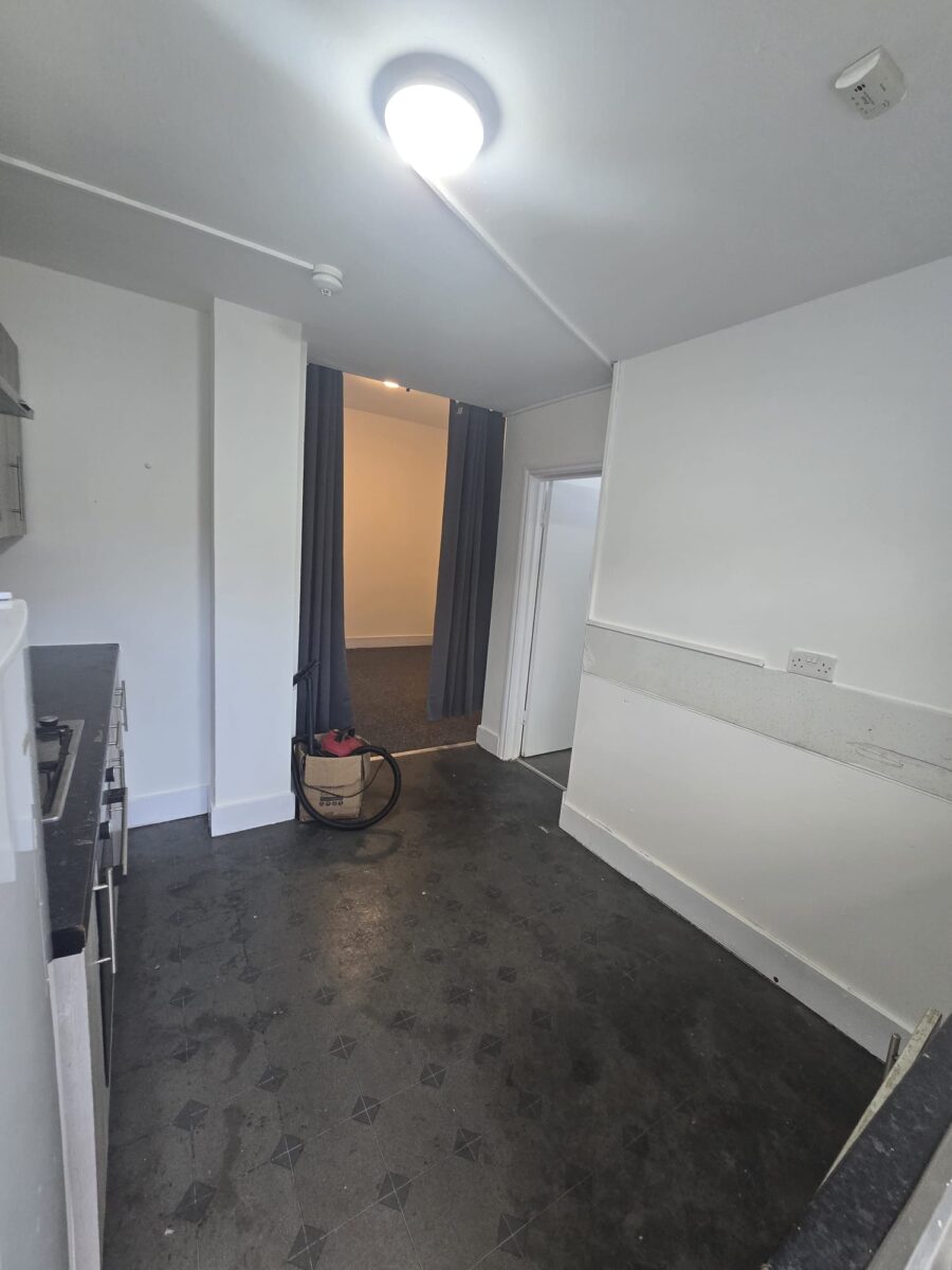 Flat Grosvenor Road in Greater London