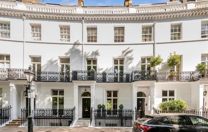 House Pelham Crescent in Greater London