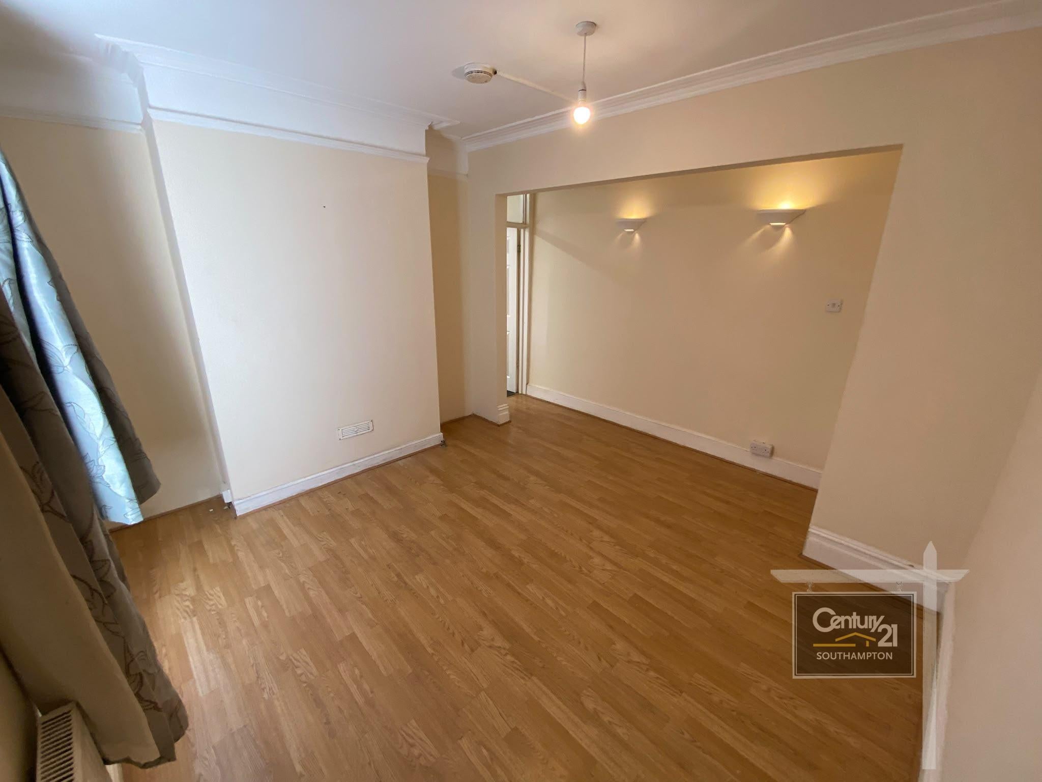 Flat Malmesbury Place in Southampton