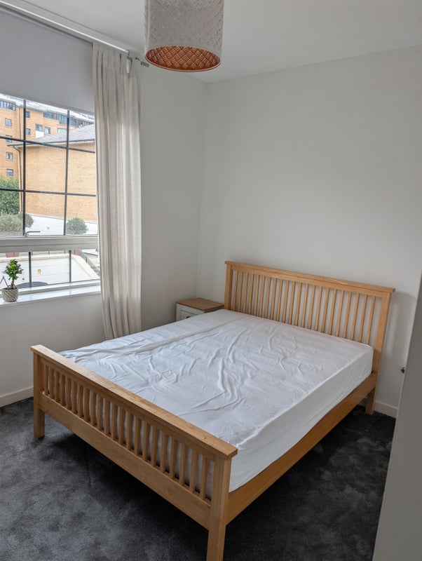 Flat York Road in Greater London