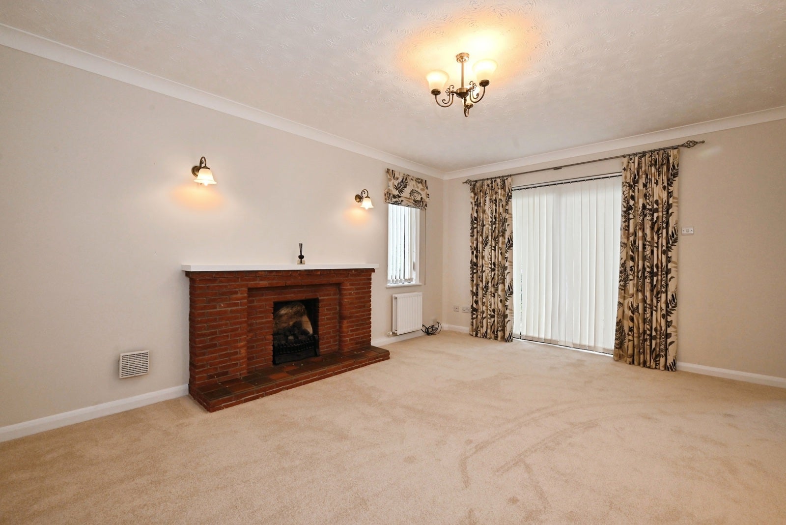 House King's Road in Crowthorne