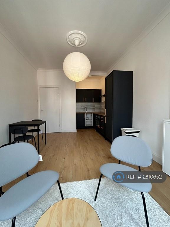 Flat Aberfoyle Street in Glasgow