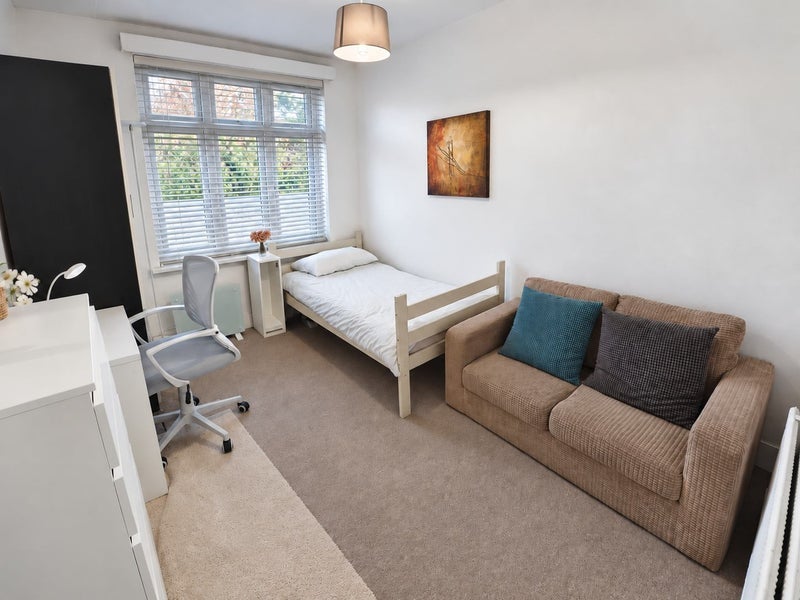 Room The Dene in Greater London