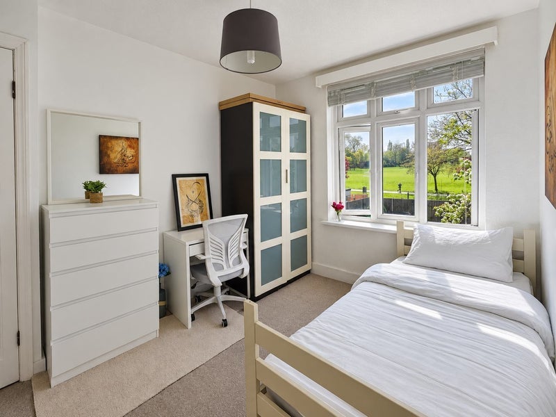Room The Dene in Greater London