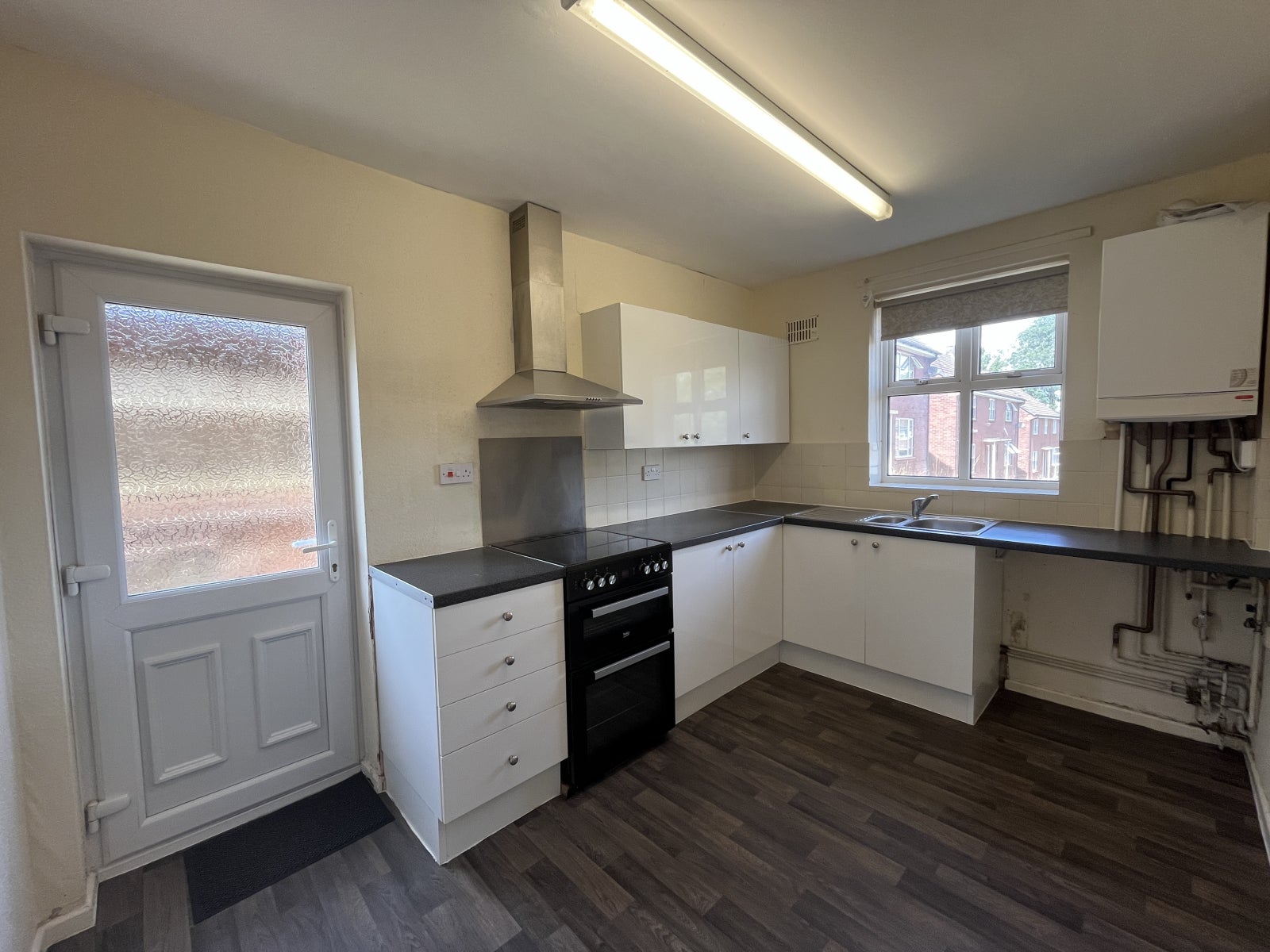 Flat Trenchard Avenue in Stafford