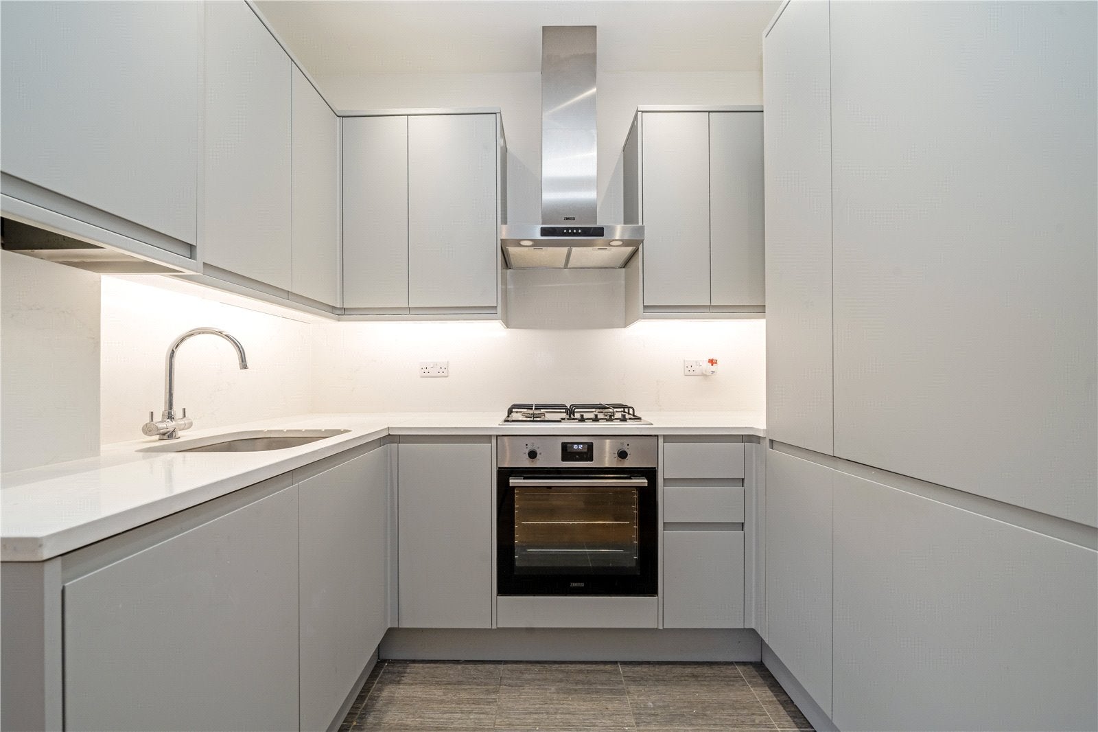 Flat Shirland Road in City of Westminster