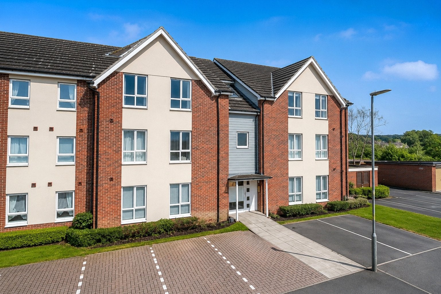 Flat Harrow Close in Borough of Runnymede