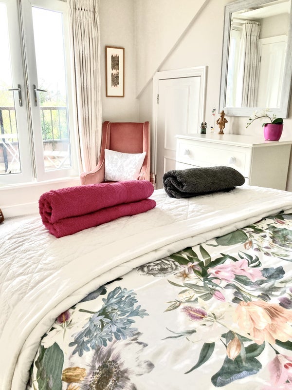 Room Lower Road in Maidenhead