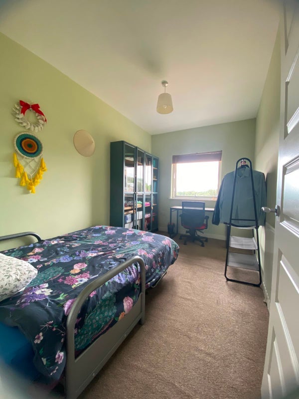 Room Salisbury Street in Liverpool