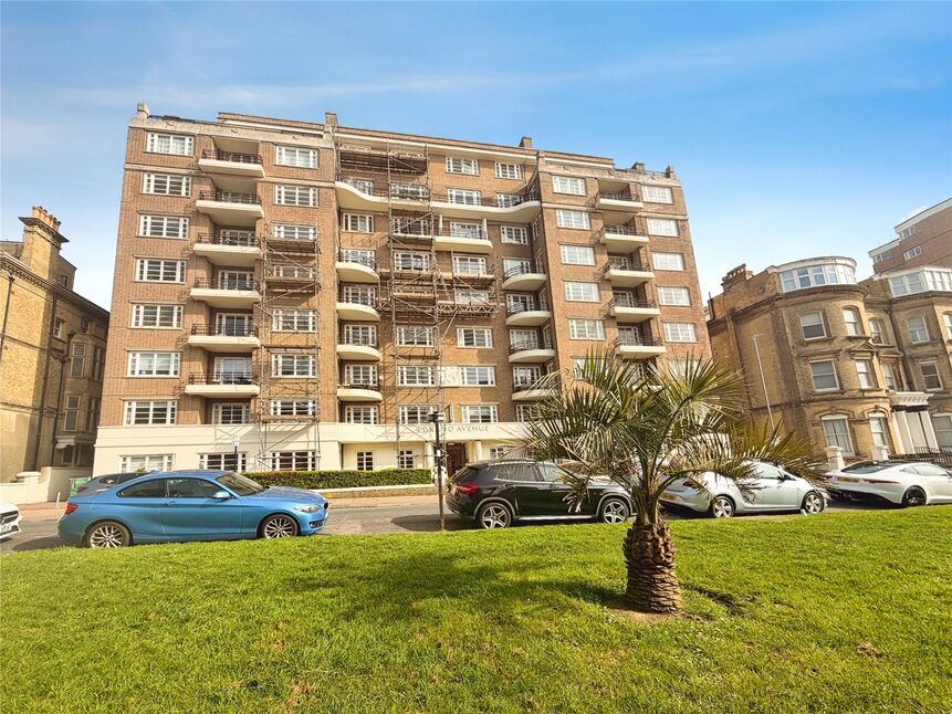 Flat Grand Avenue in Portslade by Sea