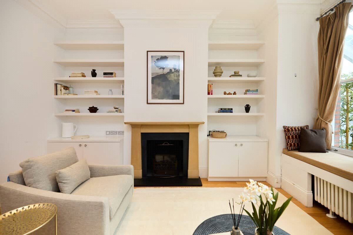 House Rudall Crescent in Greater London